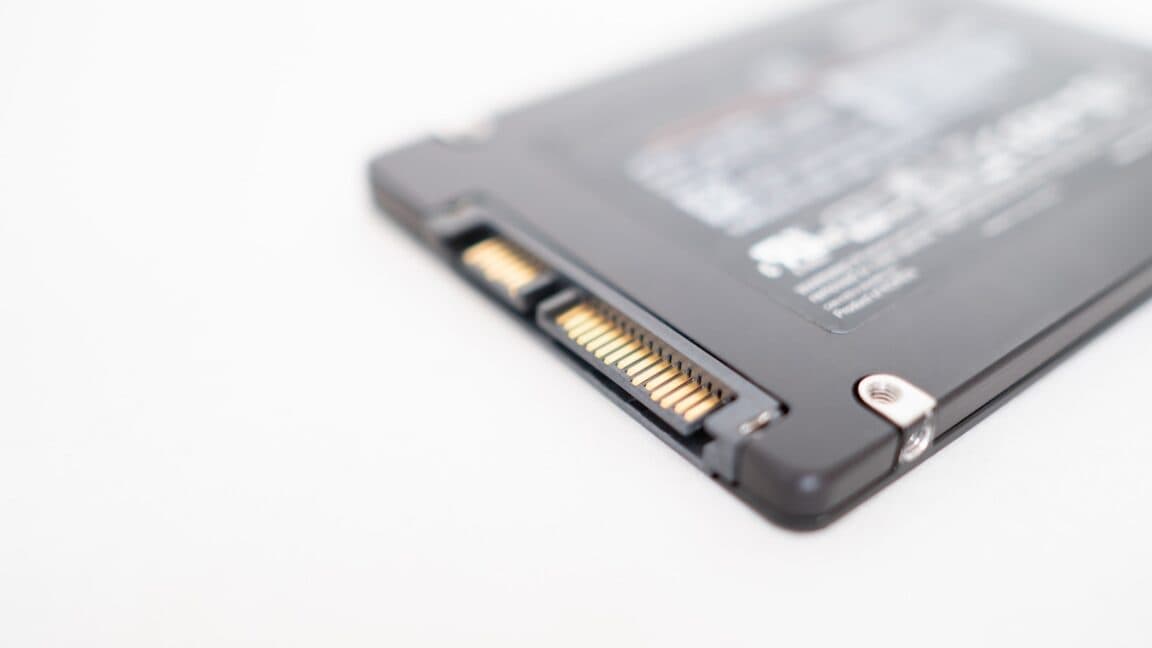 Websites Gain Ability to Track Visitors Through SSD Activity Analysis