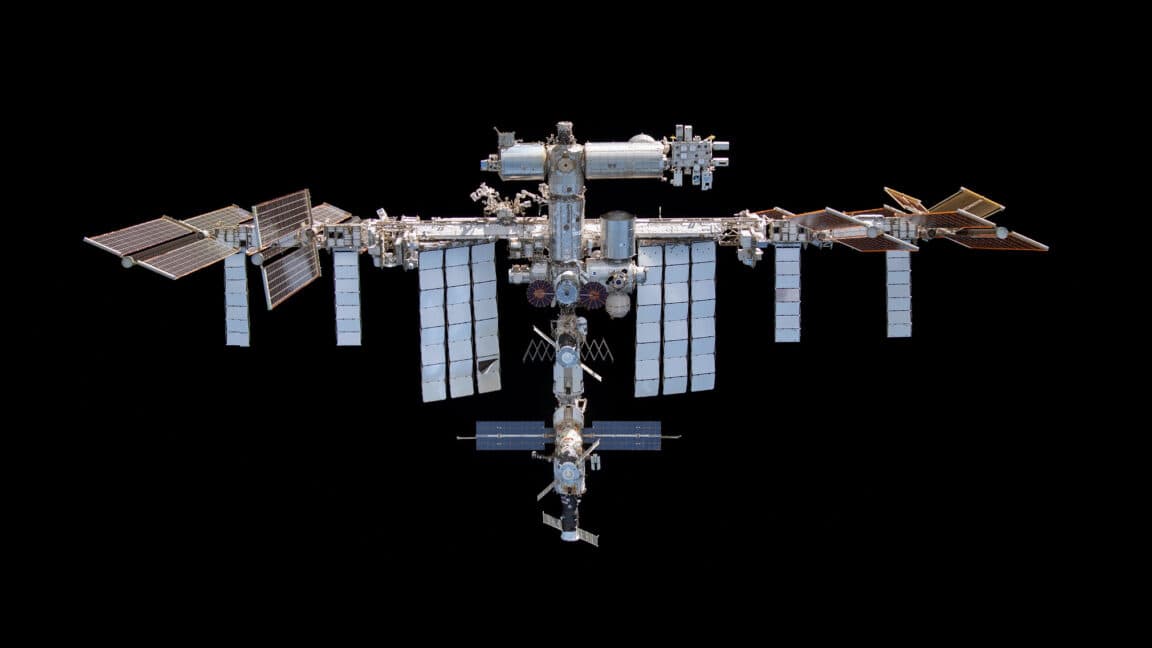 International Space Station air leak crisis escalates significantly on Friday