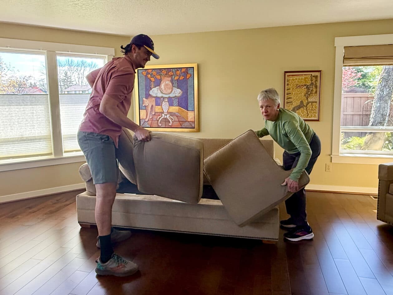 The $100-a-month workforce: How an entrepreneur uses AI bots to bootstrap a Portland delivery startup