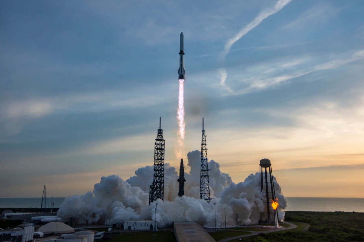 Jeff Bezos’ Blue Origin space venture reportedly considers seeking outside investment for the first time