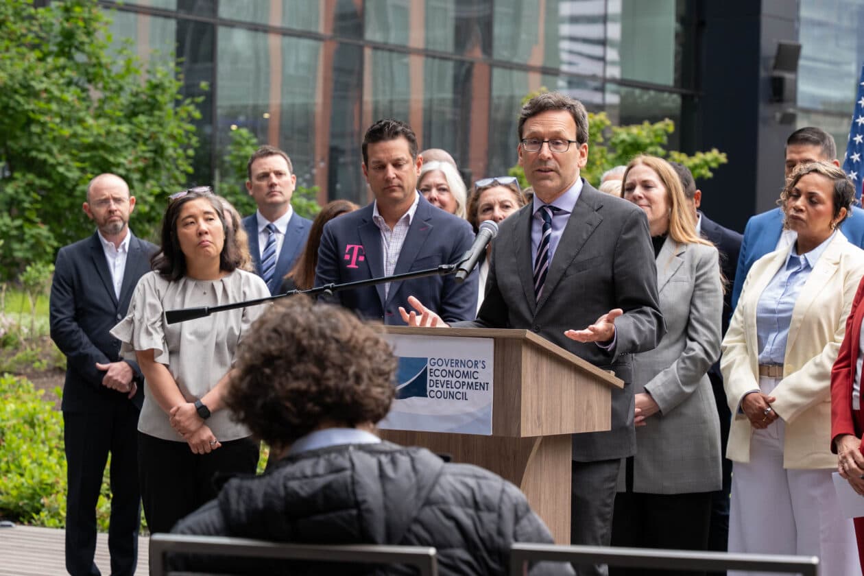 Washington's Economic Strategy: Tech Giants Join Forces