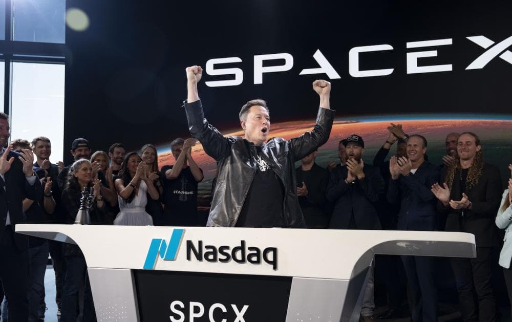 SpaceX leapfrogs Amazon and briefly tops Microsoft in market value on Cursor acquisition news