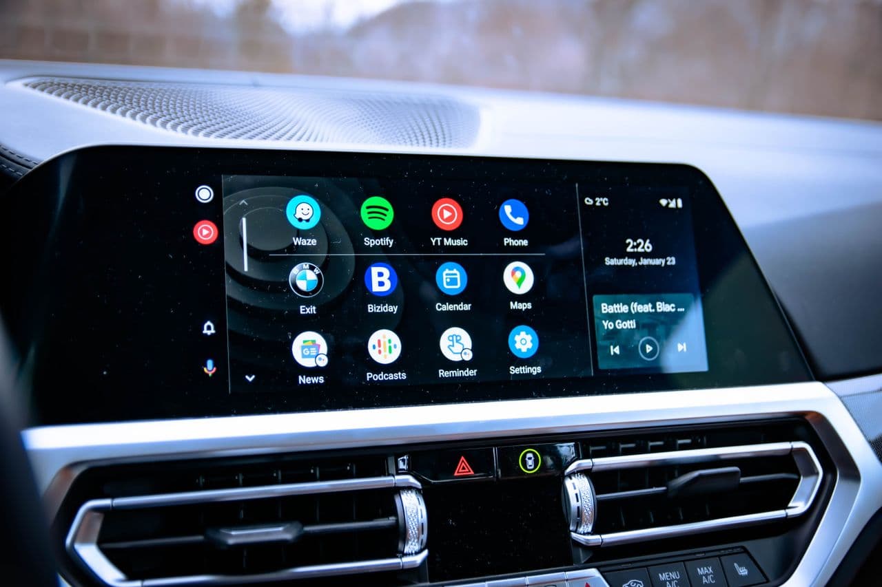 Android Auto has a hidden setting that lets you create custom shortcuts that you can use while driving — here's how to set them up