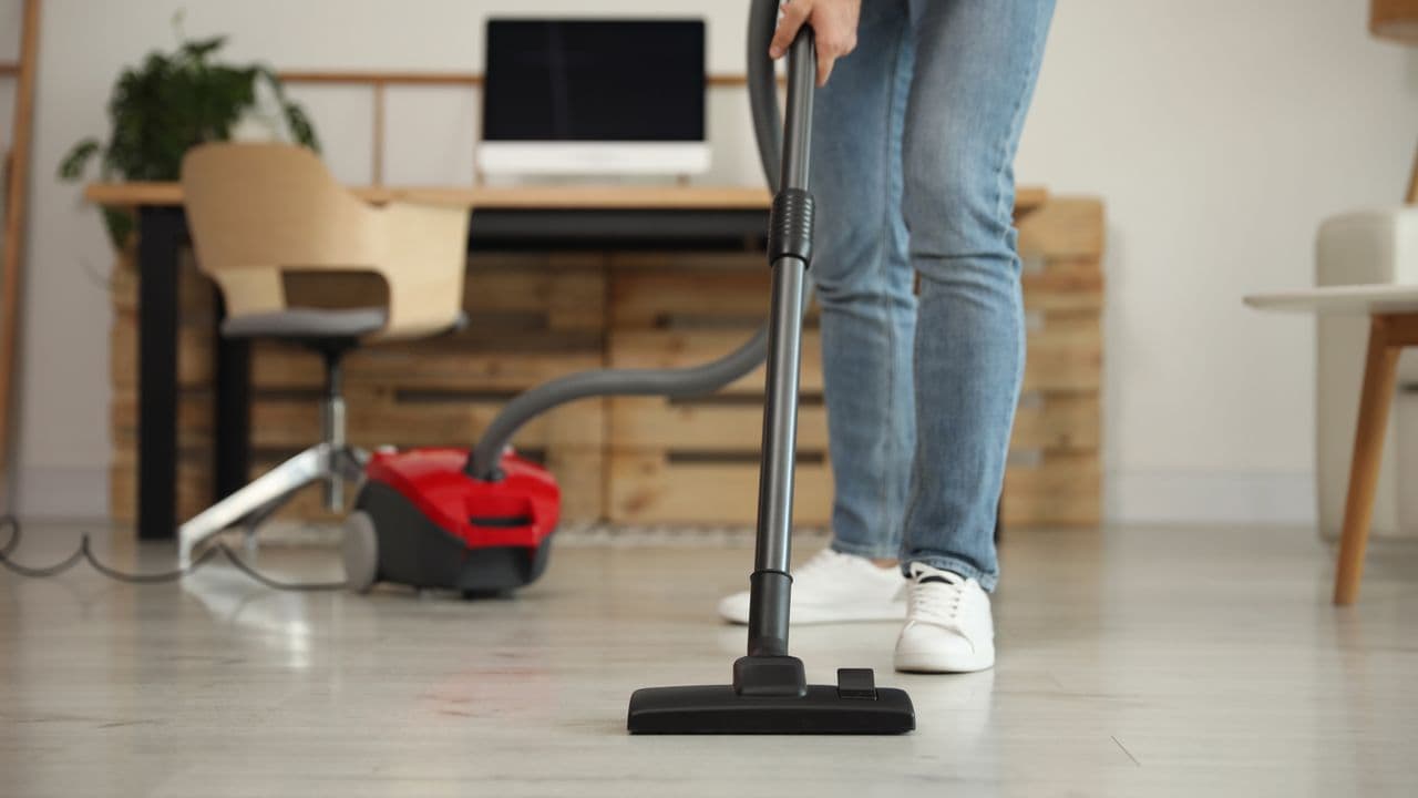 ChatGPT Cleans Up: 7 Productivity Prompts to Tame Household Chaos