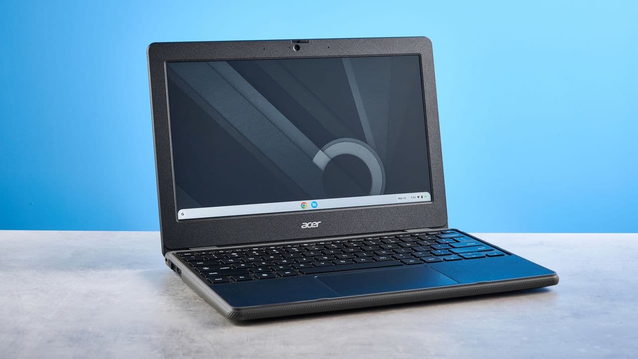 The Acer Chromebook 311 (C725) is a good laptop for light productivity and students — but look elsewhere for everything else