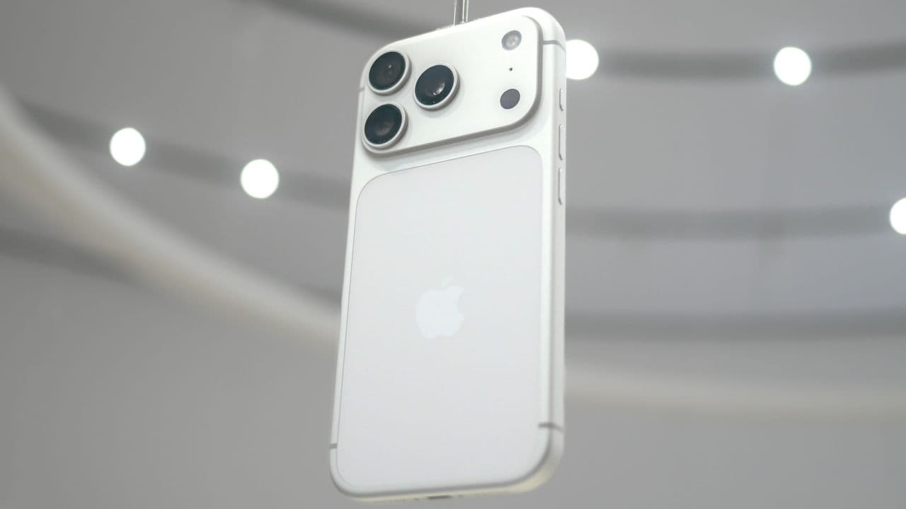 Apple's Next Flagship Phone Could See a Hefty $200 Price Jump in India