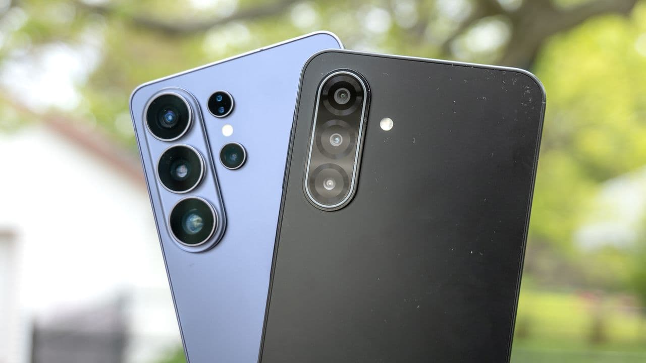 I swapped my $1,299 Galaxy S26 Ultra for the $199 Galaxy A17 for a week — the biggest trade-offs (and surprises)