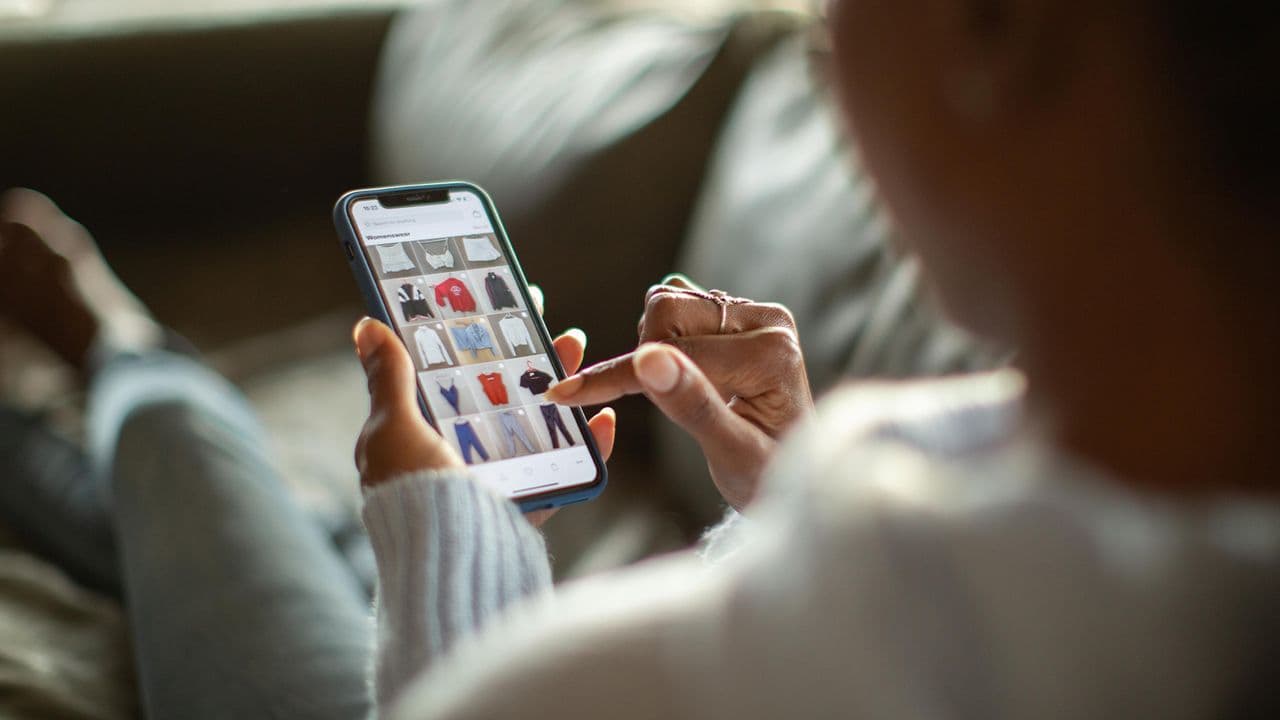 I used ChatGPT to shop online — here's what I learned the hard way about spotting fake stores