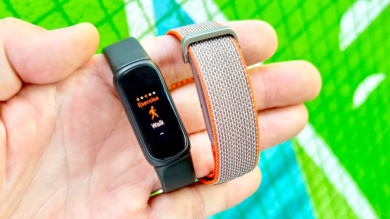 I walked 3,500 steps with the Fitbit Air vs Fitbit Inspire 3 — and there's a clear winner