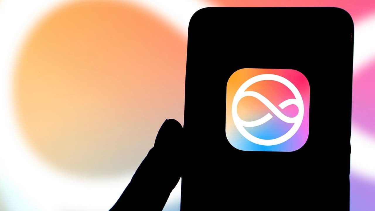 Apple unveils upgraded Siri AI with exciting new features at WWDC