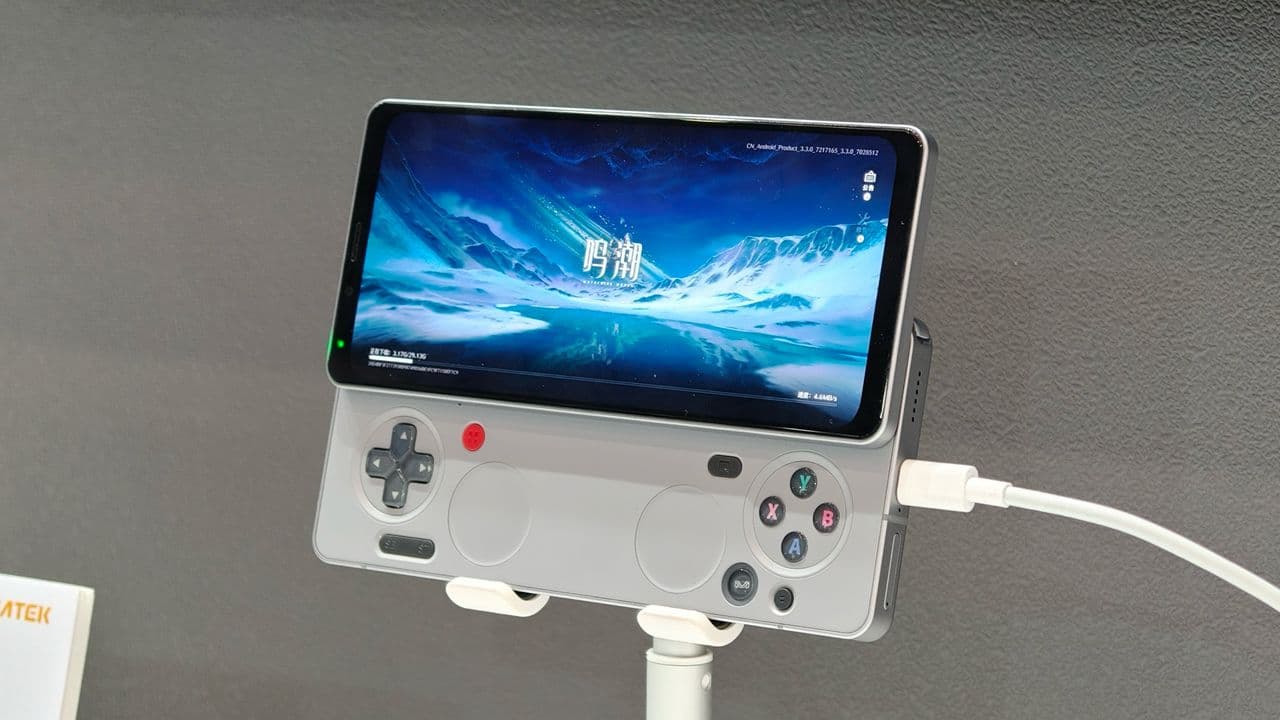 Discover the ultimate retro handheld that revives the Sony Xperia Play vibe
