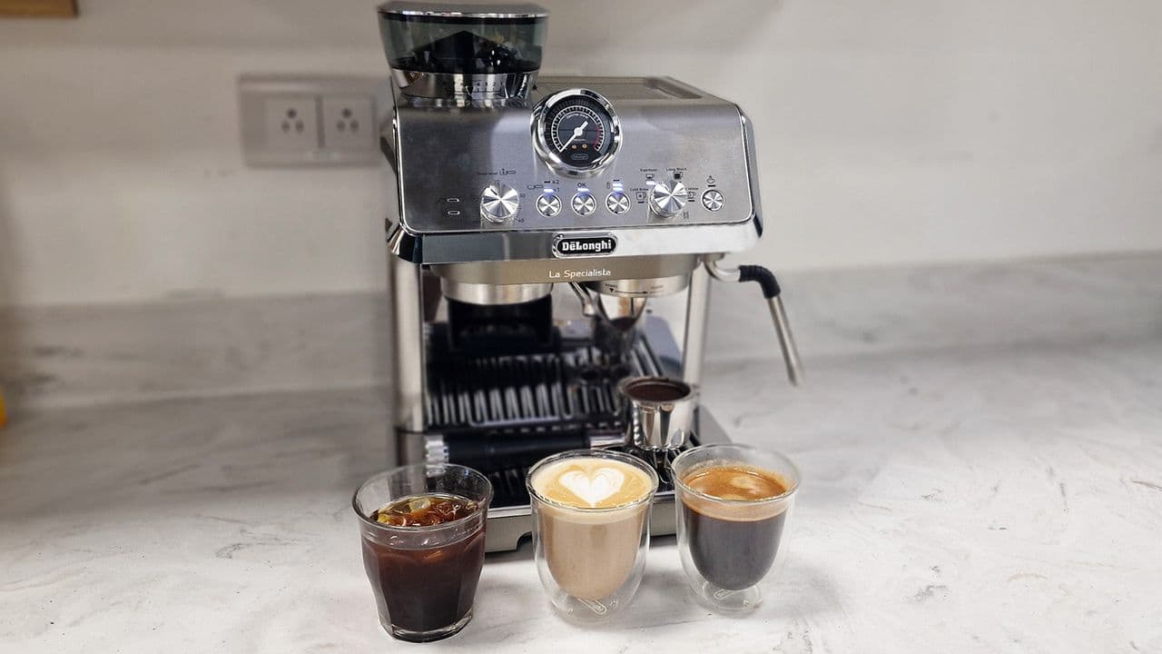 De'Longhi's best bean-to-cup espresso machine is so cheap that it makes zero sense to get a separate grinder