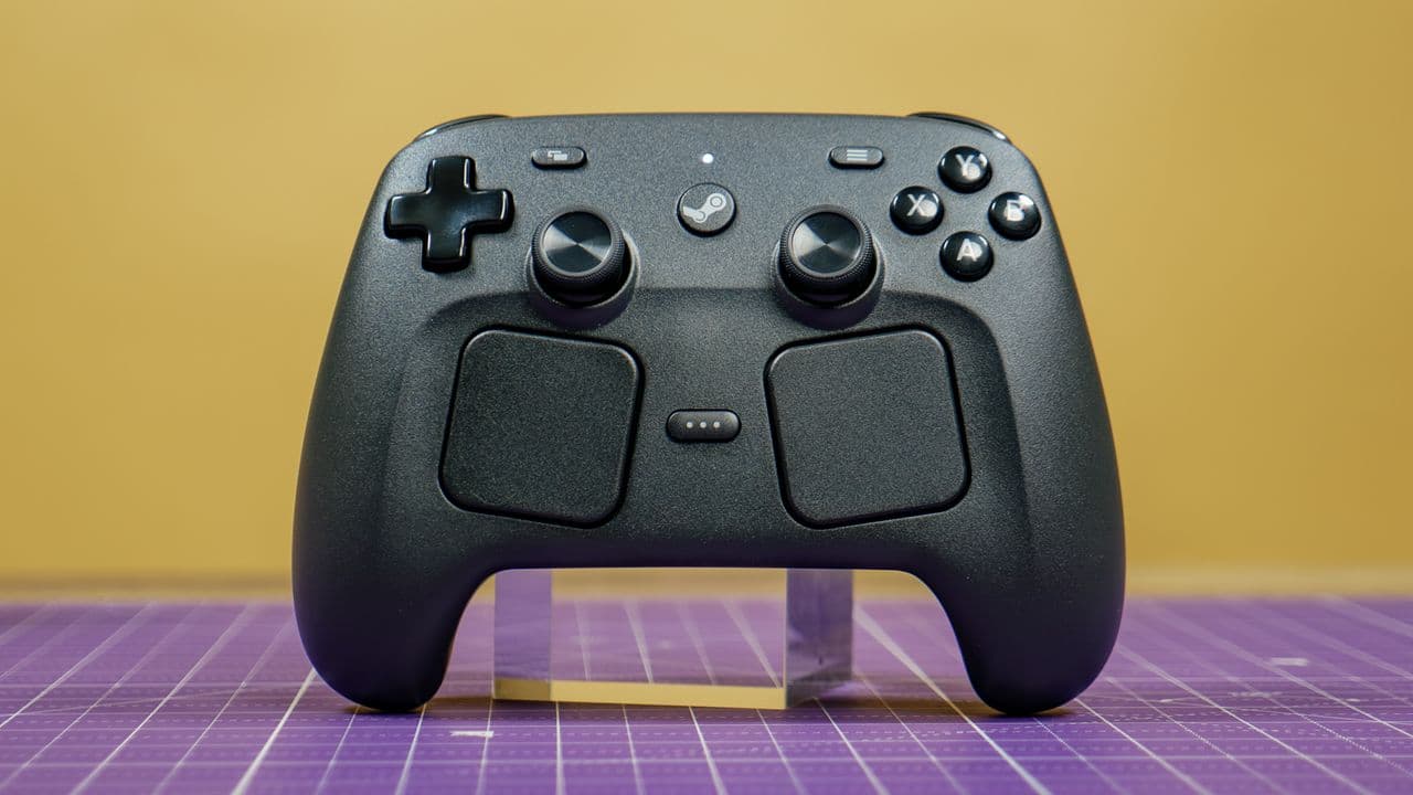 I just tested the new Steam Controller — and it's the only PC gamepad I'll ever need