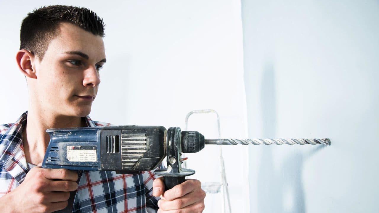 3 DIY jobs you should strictly leave to the professionals