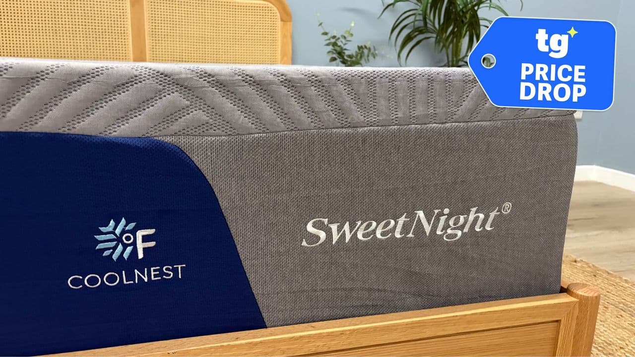 Grab this $399 queen mattress with $100 worth of free pillows!