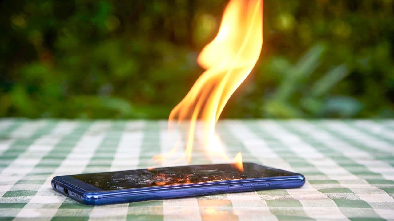 9 tips to keep your phone cool during a heatwave — and prevent damage