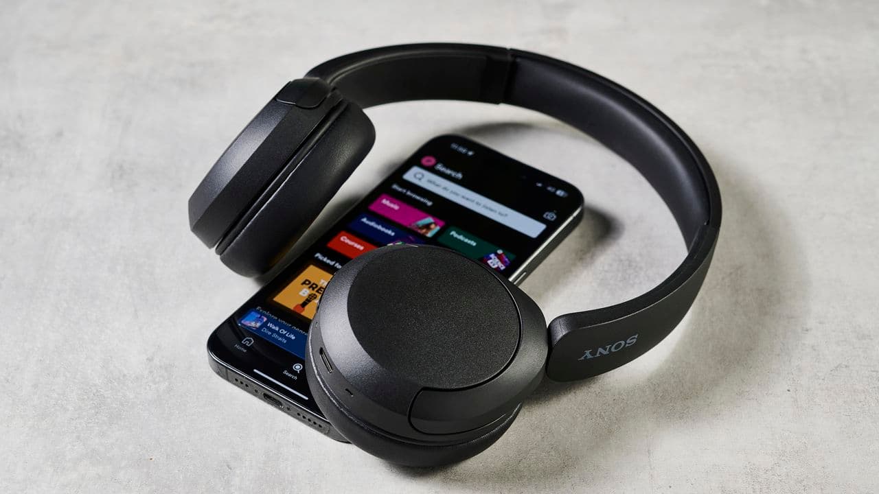 I tested these $39 headphones, and they're so good I've sworn off Apple headphones forever