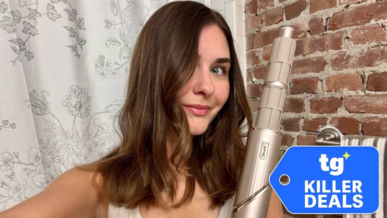 Shark FlexStyle slashes hair-styling time by 50%, now at 40% discount