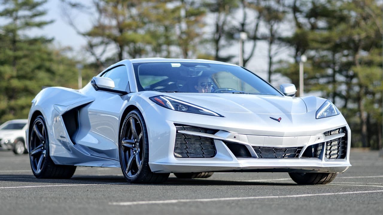 I drove the Chevrolet Corvette E-Ray for a week — and I can’t believe it runs off hybrid power