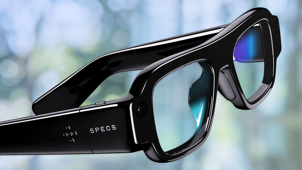 Snap's new Smart Glasses blend Ray-Ban and Apple Vision Pro at a steep price.