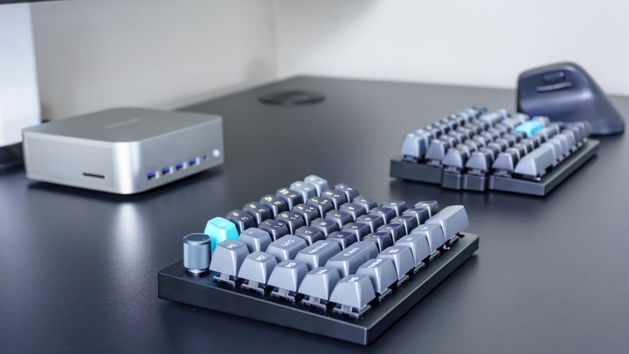 I used Keychron’s new split mechanical keyboard for a week and its tether-free design is a complete game changer