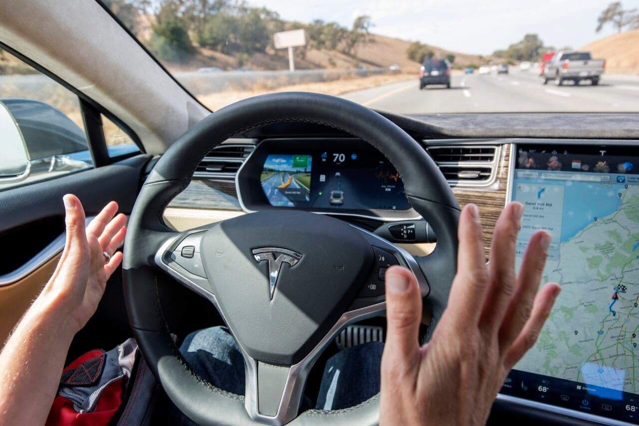Tesla Owners Say Their Old FSD Contracts Were Quietly Changed