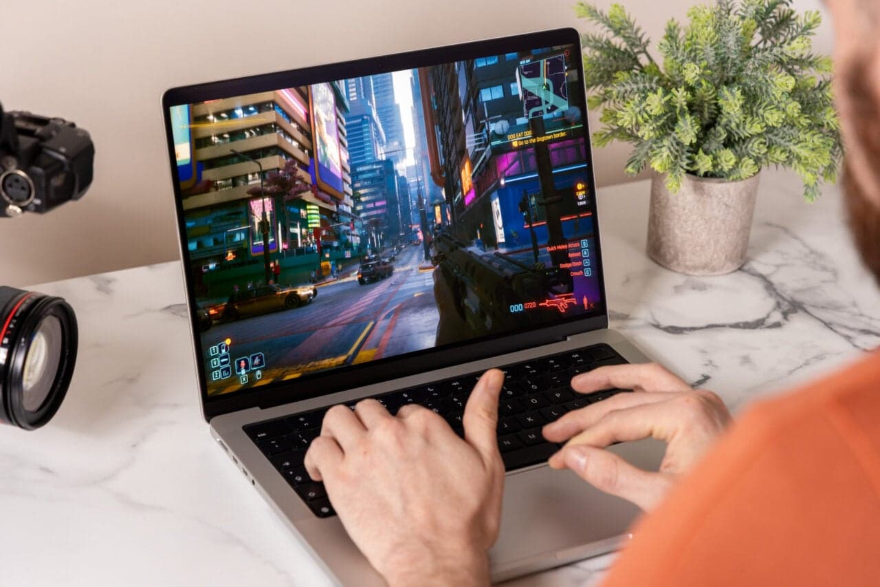 The OLED MacBook You Actually Want Is Still a Year Out