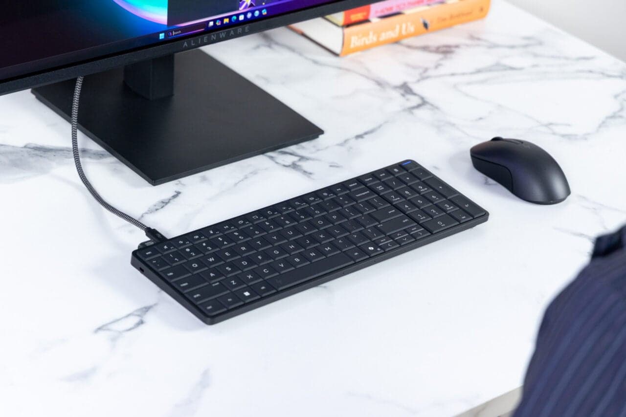 HP’s EliteBoard Keyboard-Computer Proves We Can Stick a PC in Anything