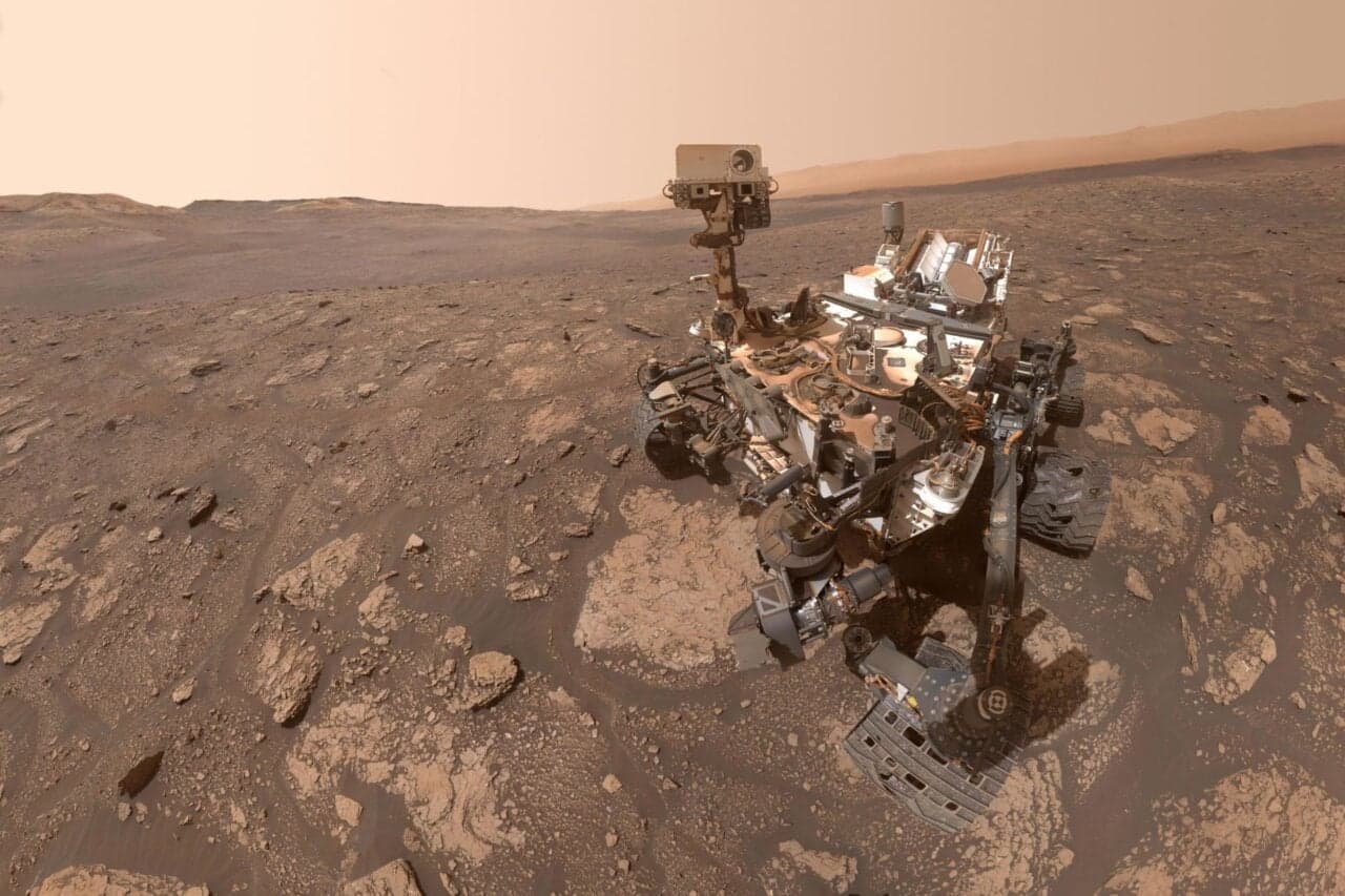 NASA’s Curiosity Rover Discovers ‘Origin-of-Life’ Molecules Never Before Seen on Mars