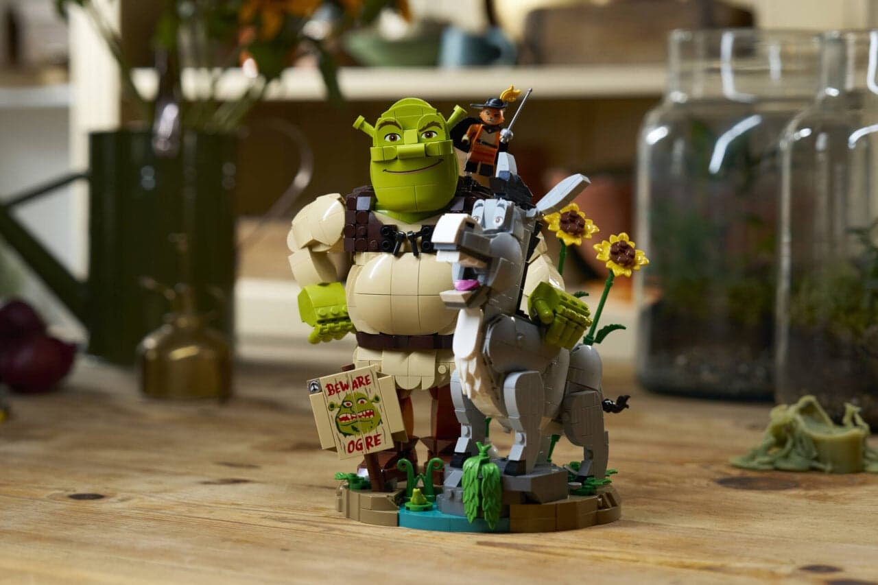 The First-Ever Lego ‘Shrek’ Set Uses Its One Minifigure Perfectly