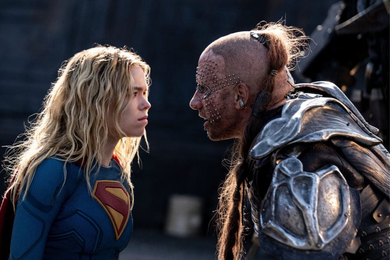 Initial Impressions of 'Supergirl' Make Waves Online