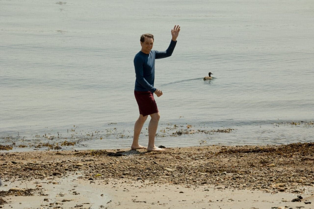 Matthew Rhys on What Propels Mayor Tom’s Outbursts on ‘Widow’s Bay’
