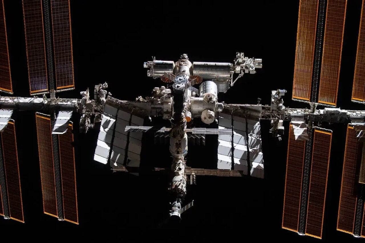 NASA’s Crew Safety Alert Exposed a Bigger ISS Leak Problem