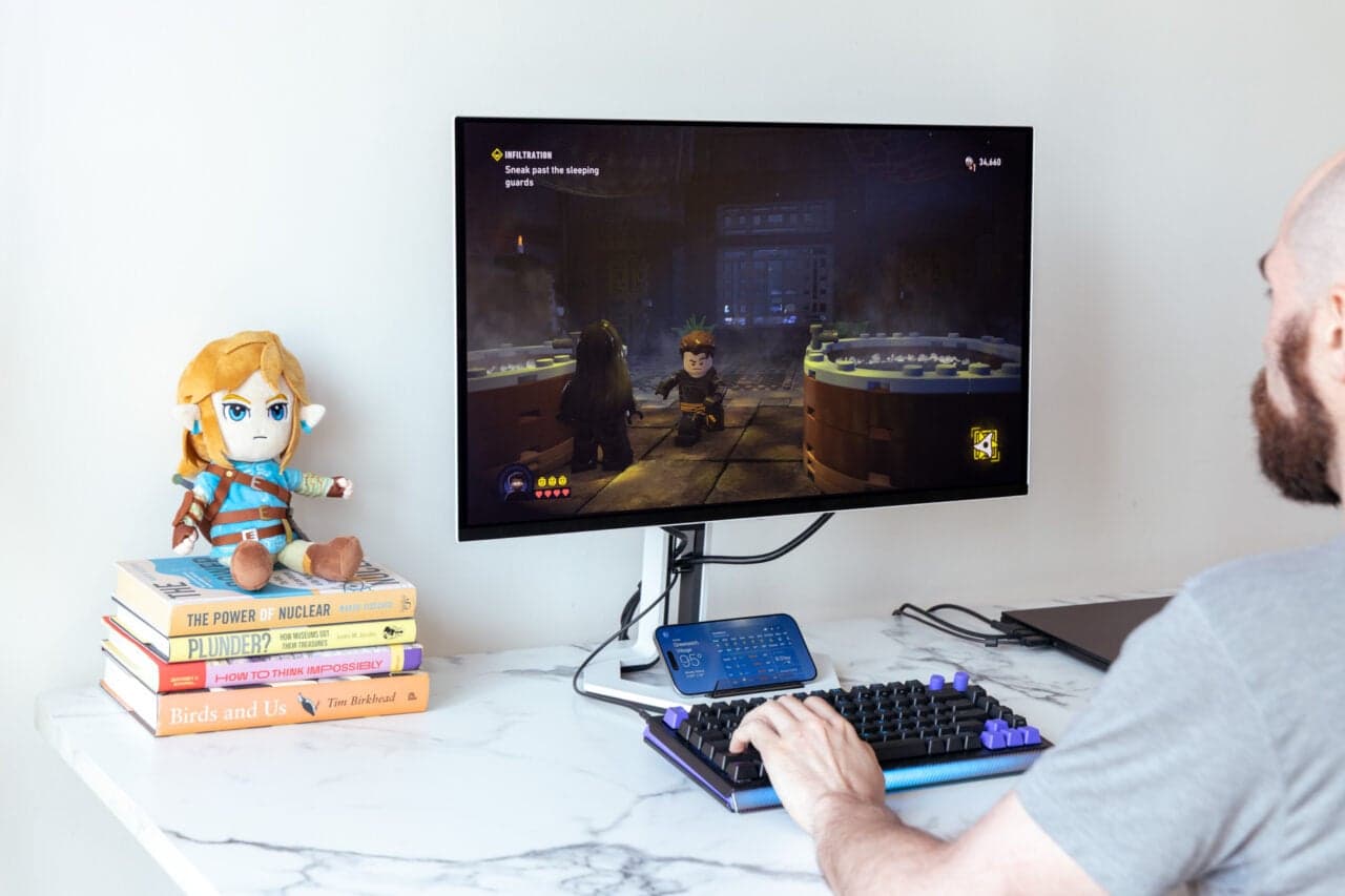 Lenovo Legion Pro 27UD-10: A Sleek yet Underwhelming Gaming Display
