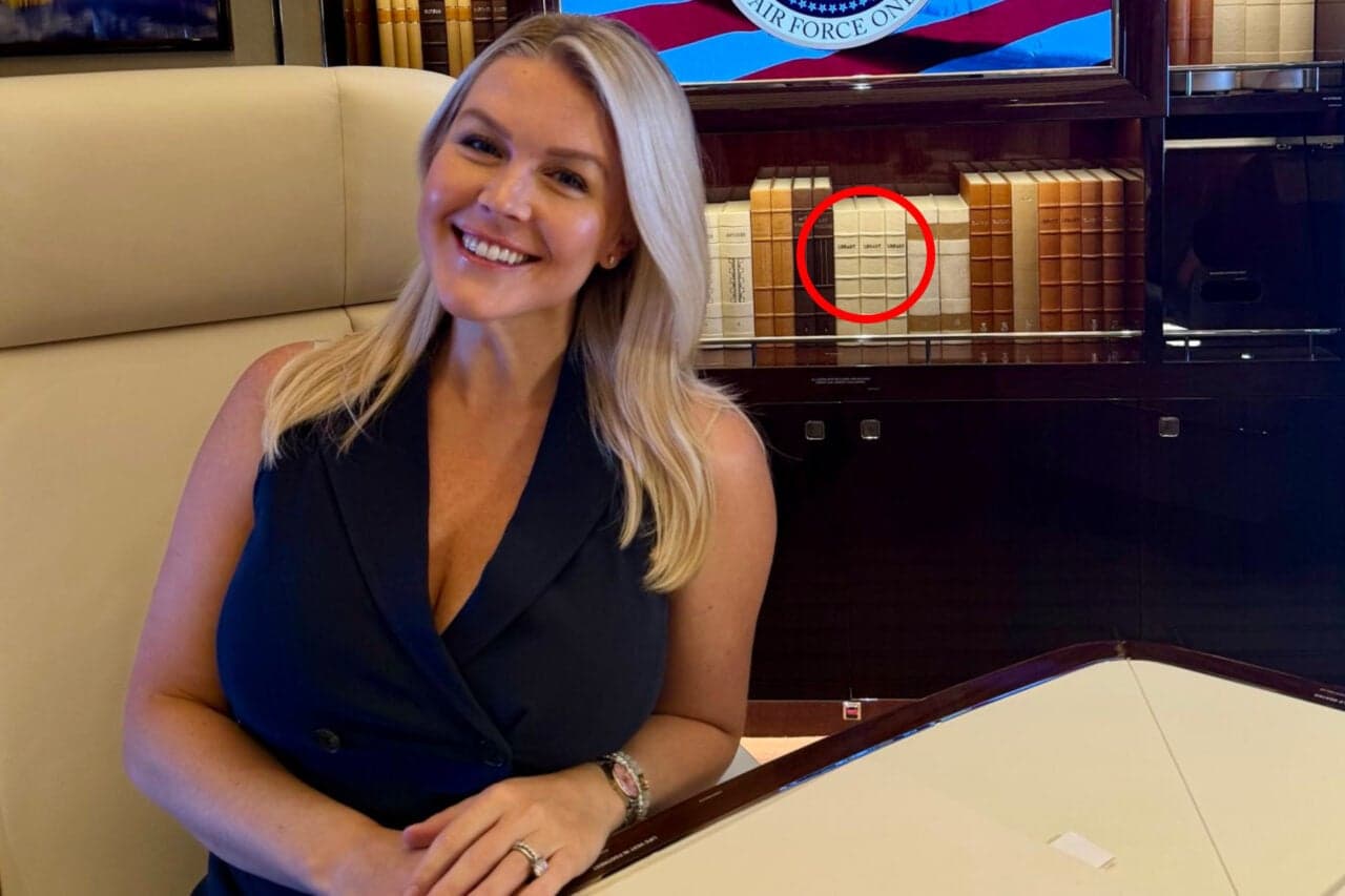 Are AI-Generated Fake Books Featured on the New Air Force One?