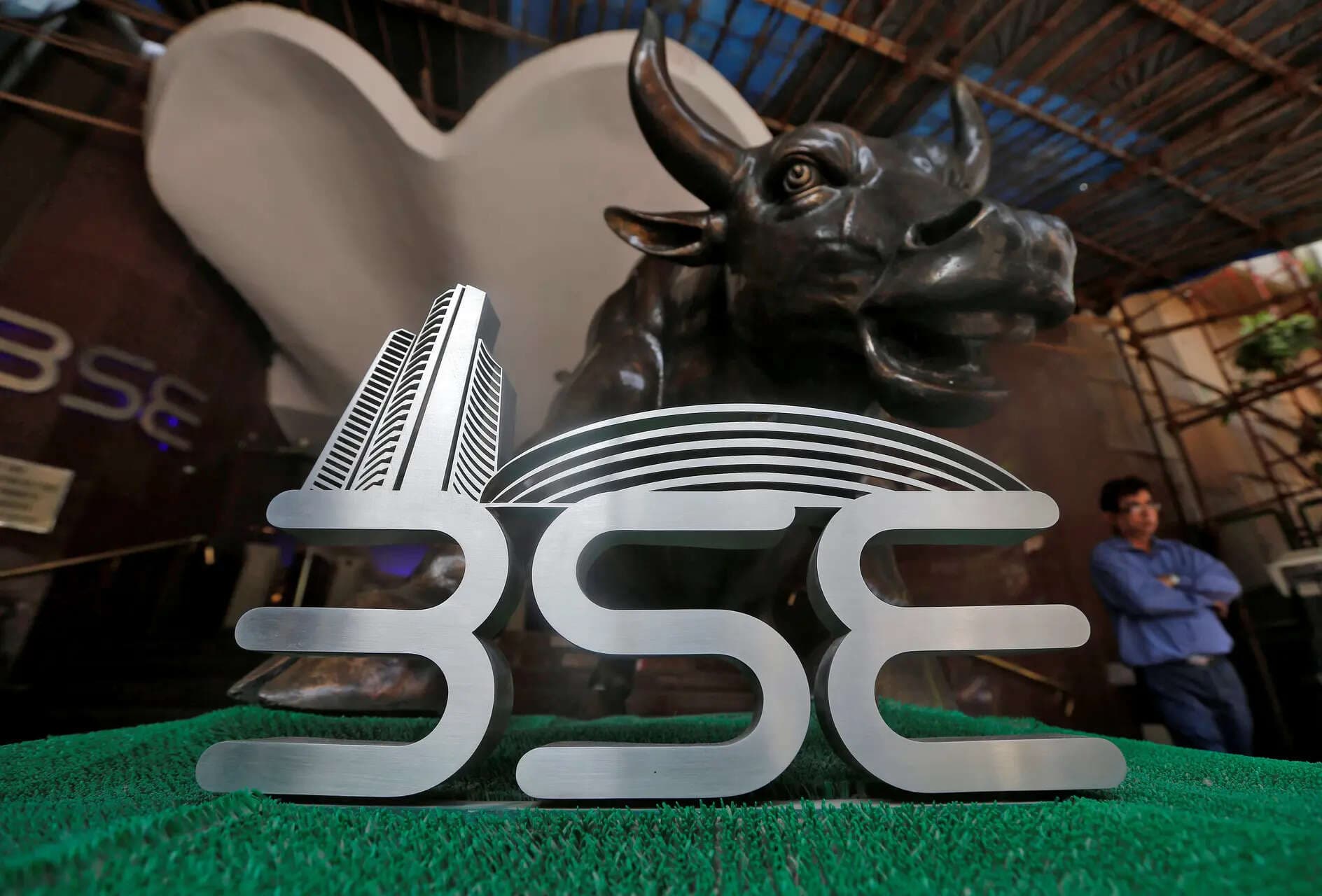 Indian IT pack falls; MeitY’s reprieve to non-real money games