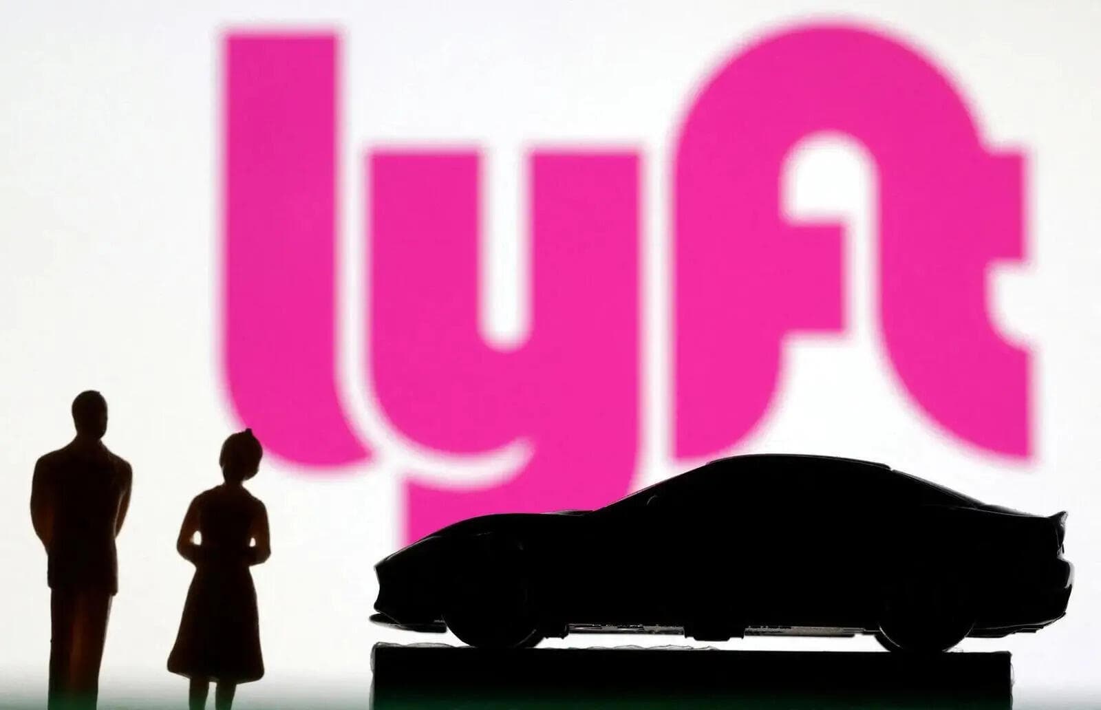 Lyft to buy Gett’s UK taxi business, marking its third international acquisition