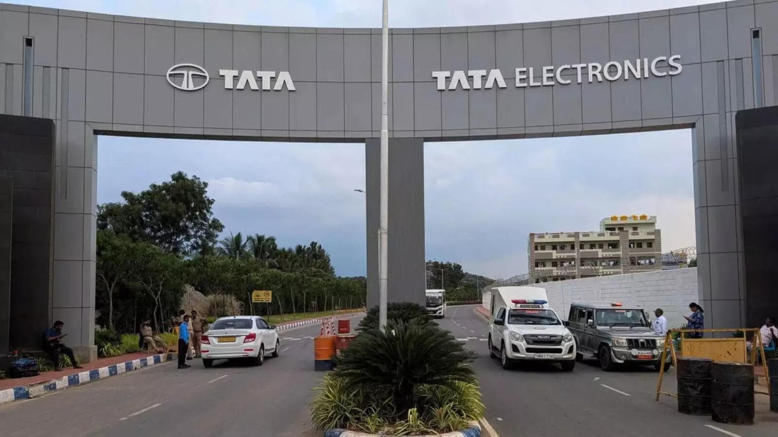 Tata Electronics' head of construction resigns; new exec hired: Sources