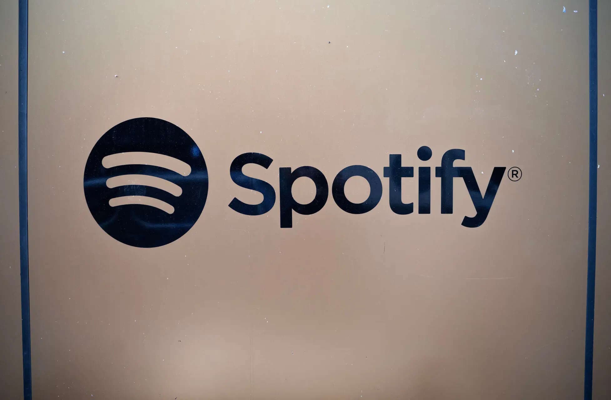 Spotify expects profit below estimates as North America, Europe growth slows