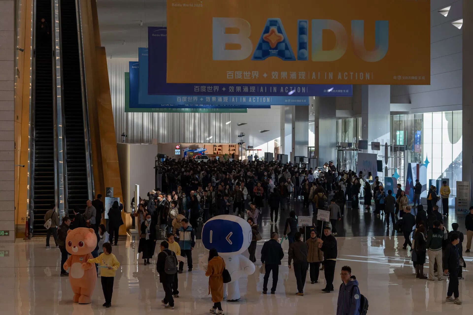 China suspends new autonomous vehicle permits after Baidu outage: Report