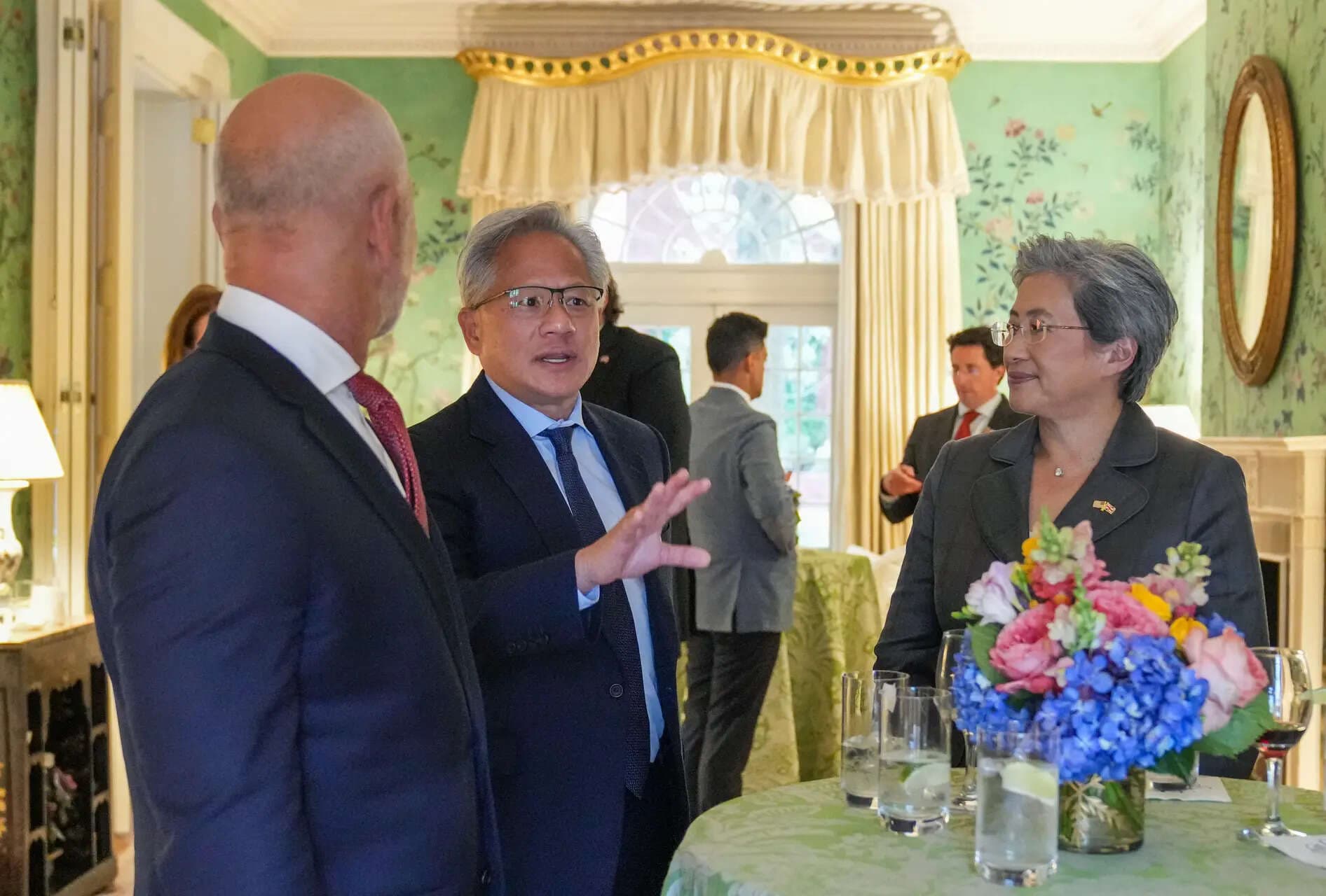 In China, AMD CEO Lisa Su is understated while Nvidia's Huang is more razzmatazz