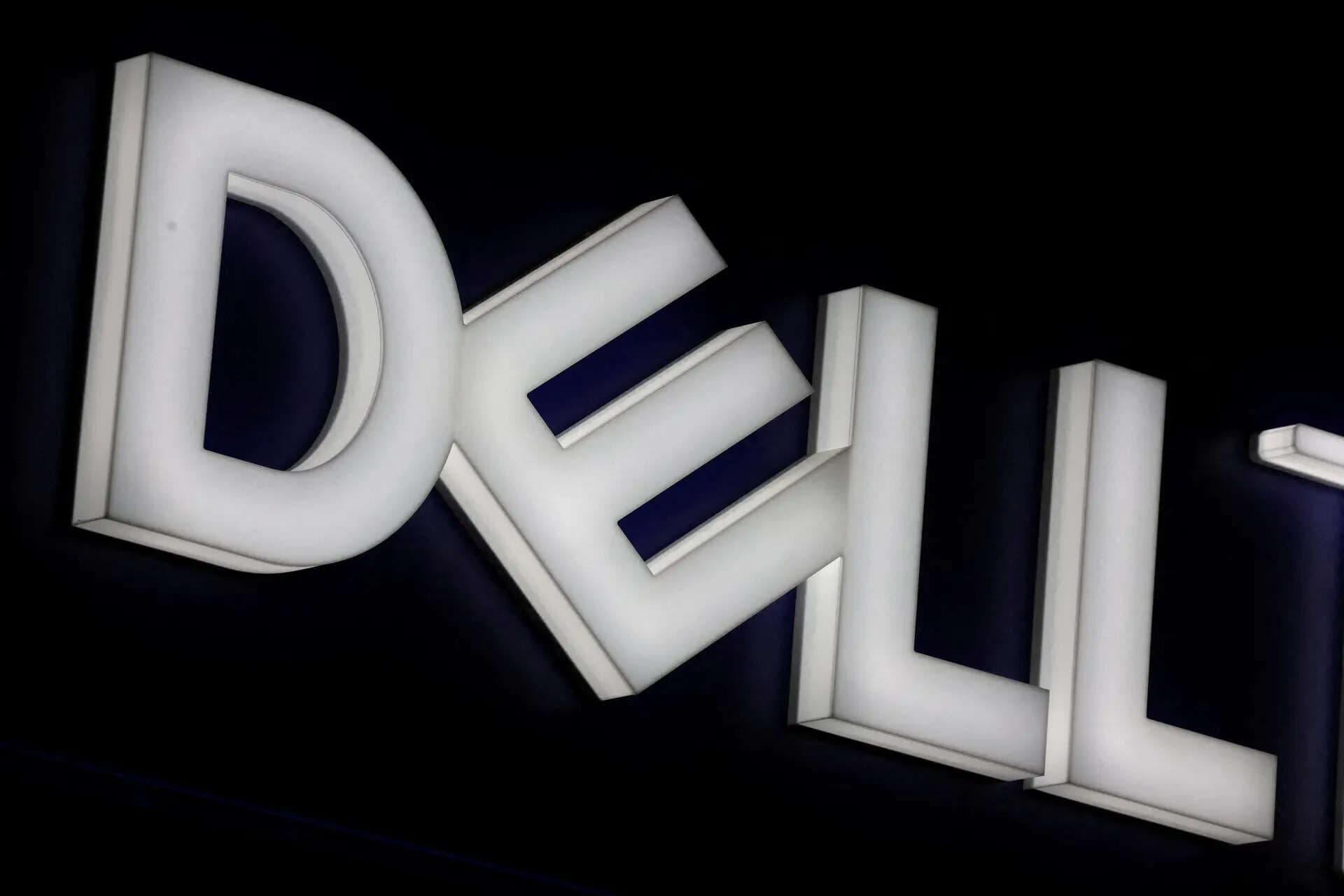 Dell launches $699 XPS 13 to rival Apple's MacBook Neo