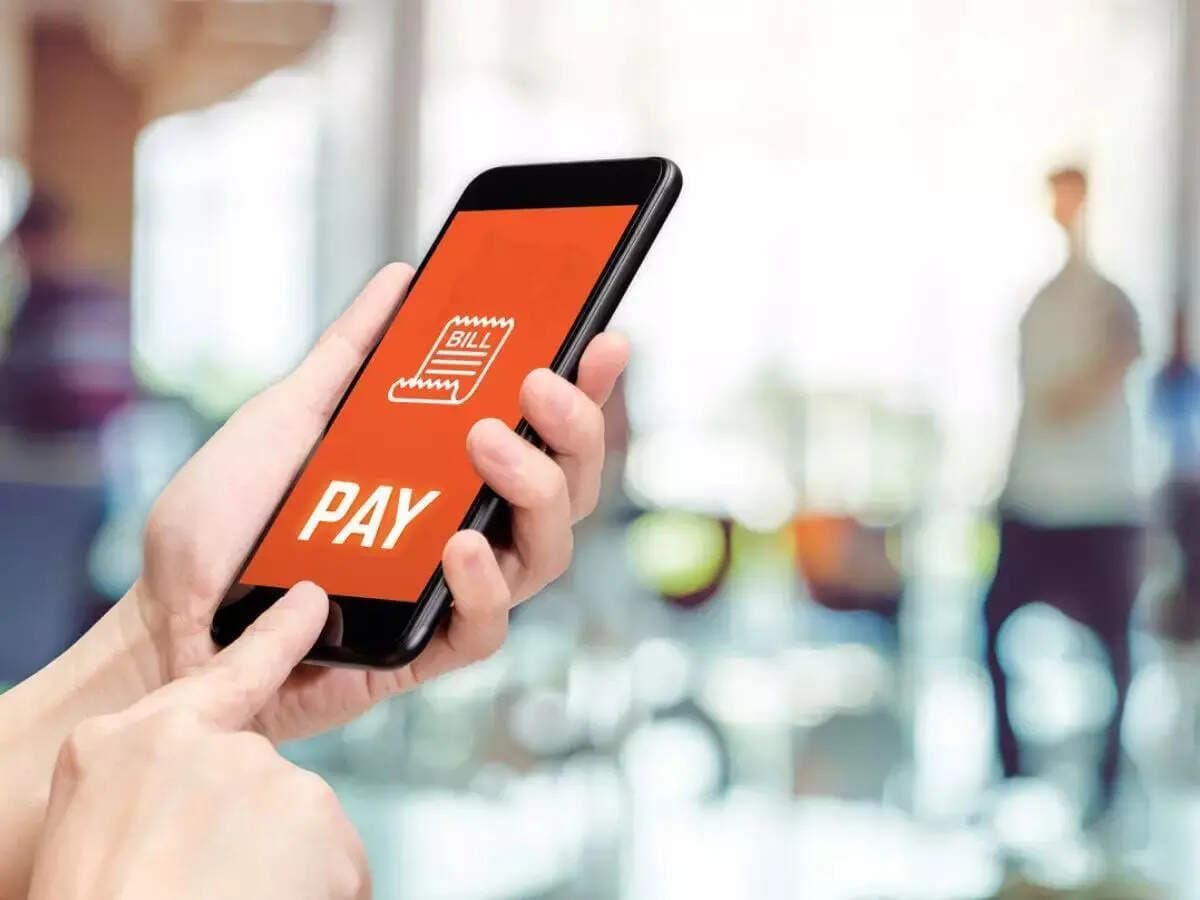 Contactless card payments on the rise as Indian shoppers swipe less, tap more