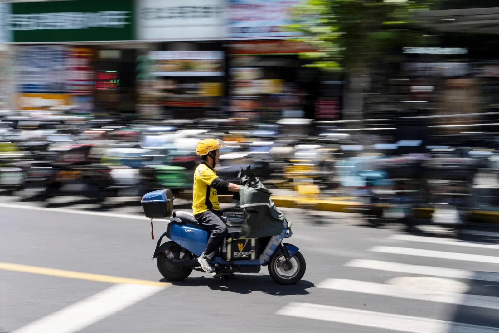 Alibaba Drops $1.5 Billion Bid on China's Pupu Amid Meituan Rivalry