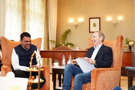 Maharashtra CM Courts Amazon's Investment for Data Hubs & Healthcare Initiatives