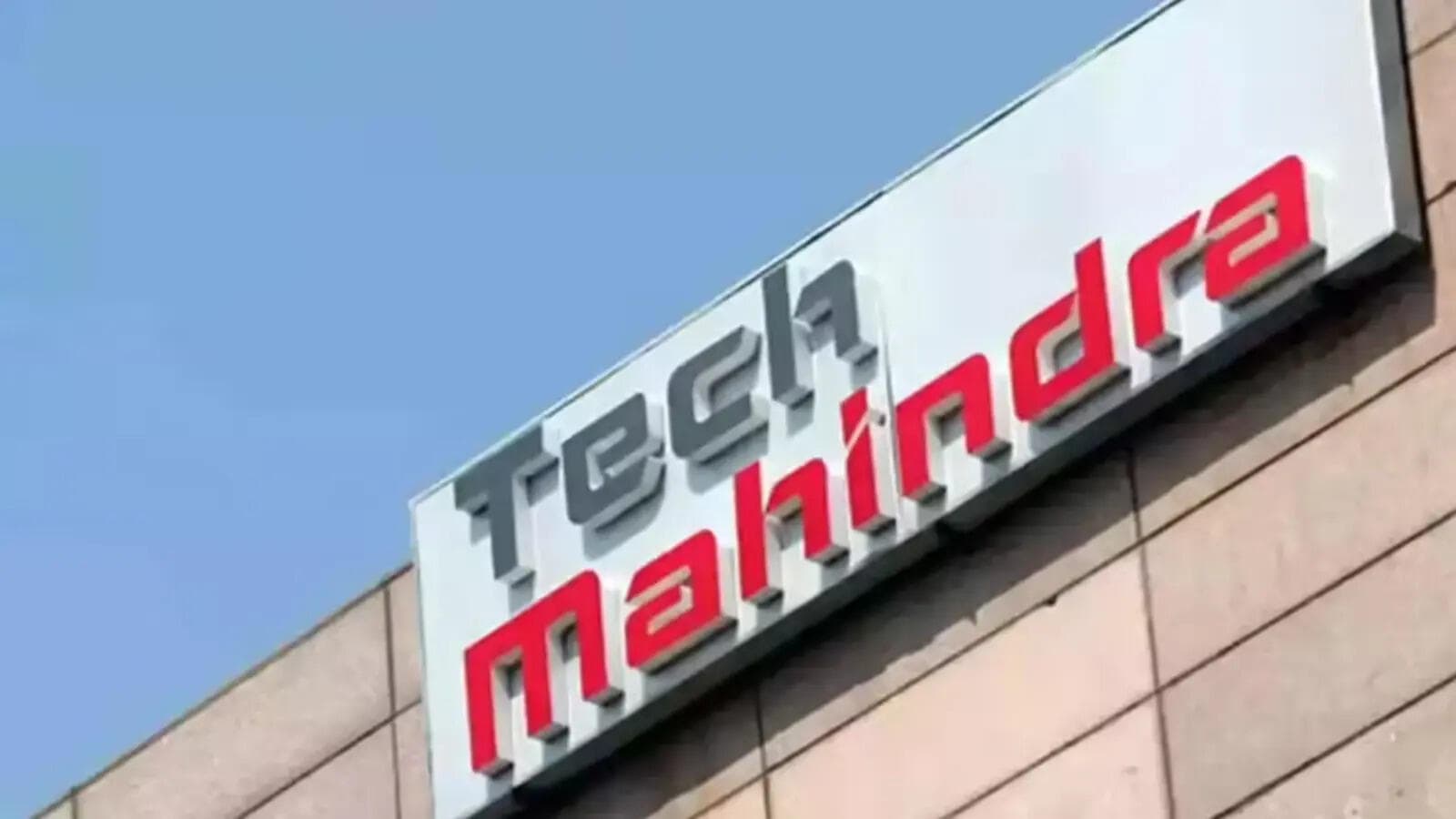 Tech Mahindra partners with Microsoft to bring AI digital twins to telecom networks