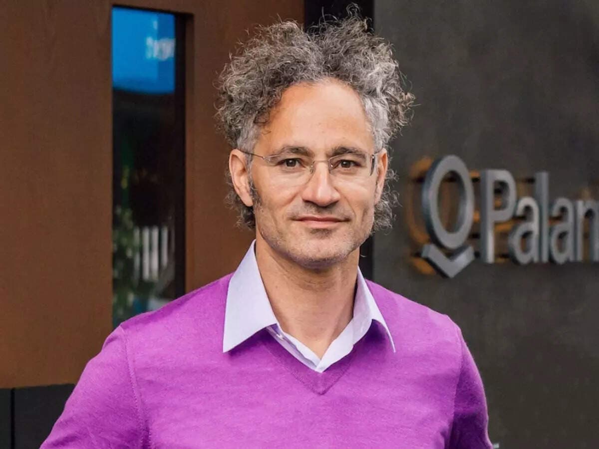 Palantir CEO slams OpenAI, Anthropic's token model