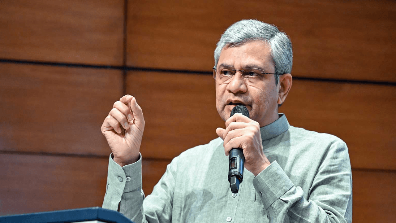 Indian Govt Aims to Leverage Global Chip Talent Crunch for IT Sector