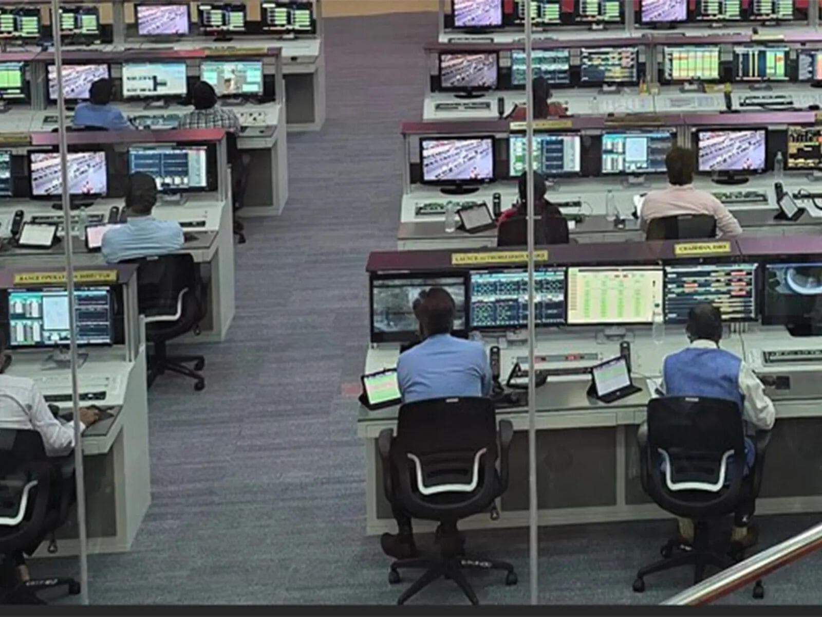 India's Finance Sector Sees AI Uptick, but Trust Issues Linger