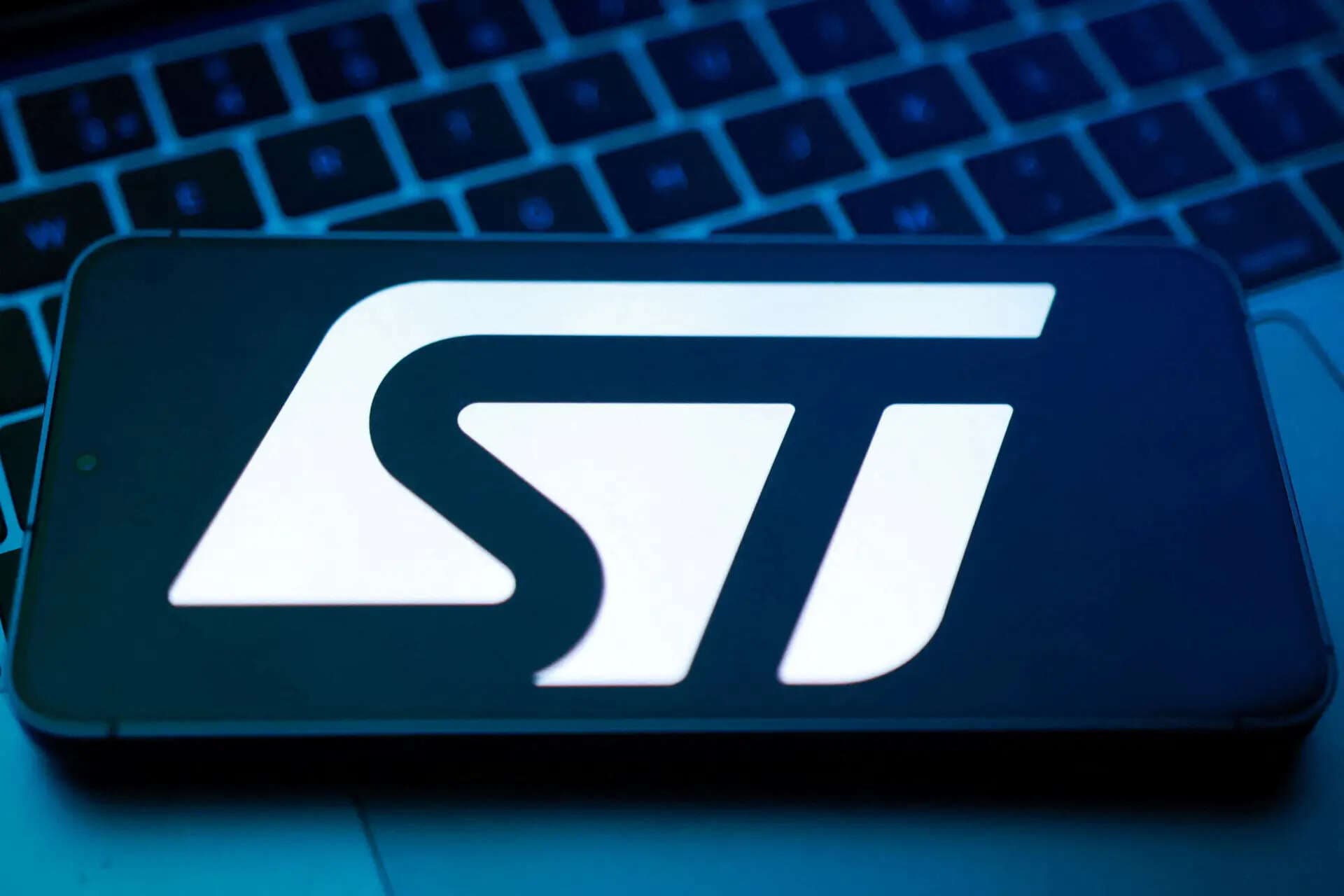Indian Semiconductor Demand Recovers Amid Minor Revenue Shortfall